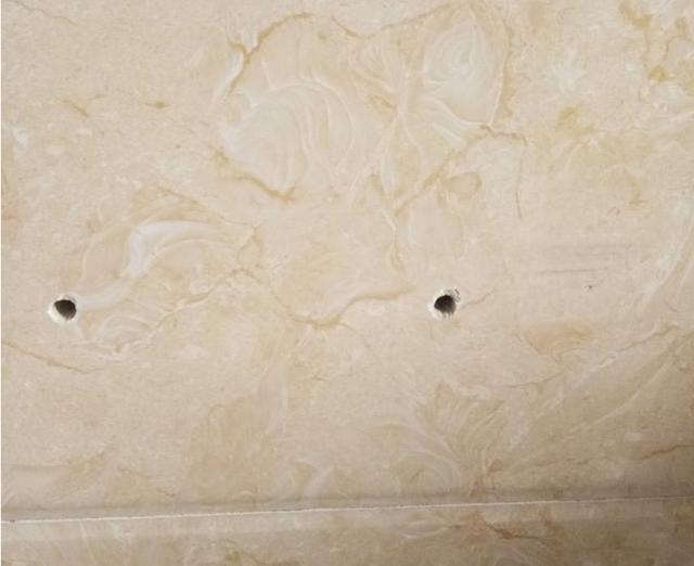 瓷砖墙面打孔注意事项图片(瓷砖墙面怎么打孔才不伤到瓷砖)